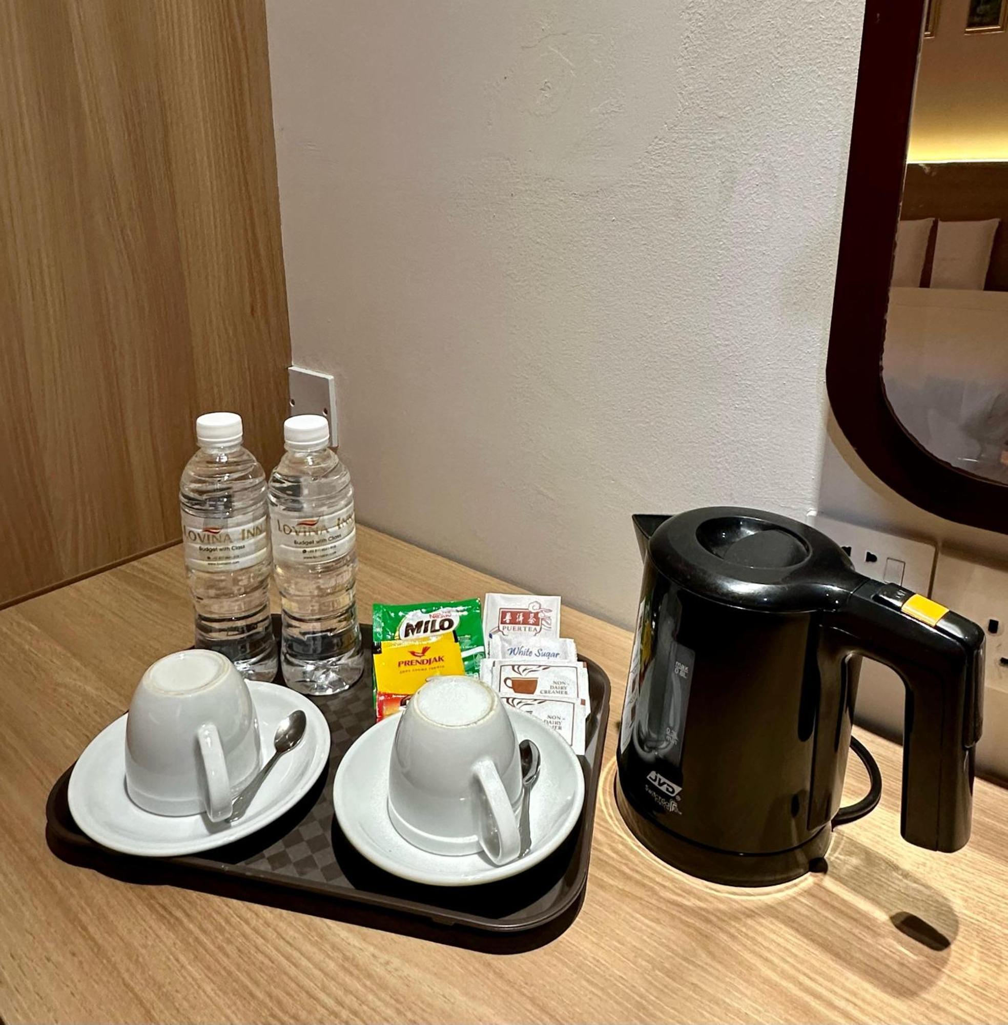 Lovina Inn - Nagoya Batam Екстер'єр фото